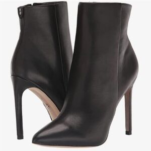 Sam Edelman Wrenley Leather Heeled Boots | Black | Size 11